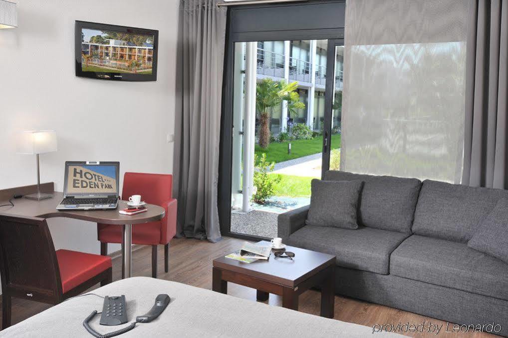 Hotel Eden Park Pau Est, Avec Piscine Экстерьер фото